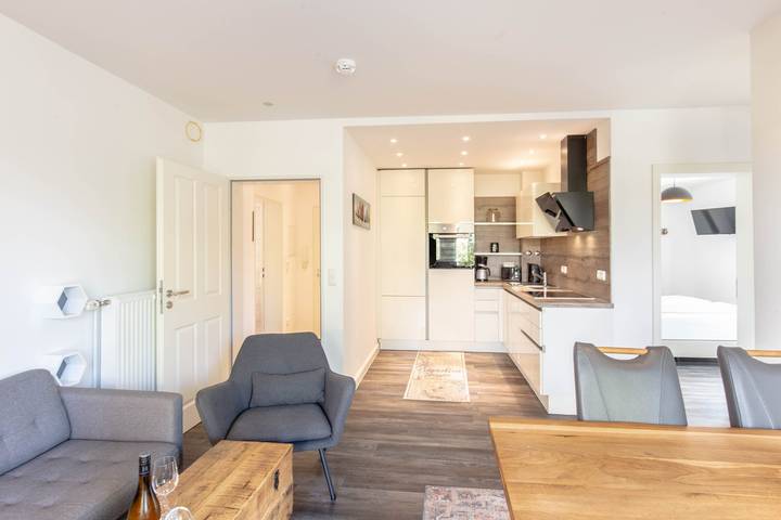 Ferienwohnung für 4 Personen, mit Meerblick und Balkon