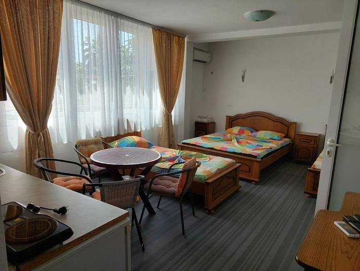 Maison d’hôte pour 6 personnes, avec jardin ainsi que vue et piscine au Monténégro - 3