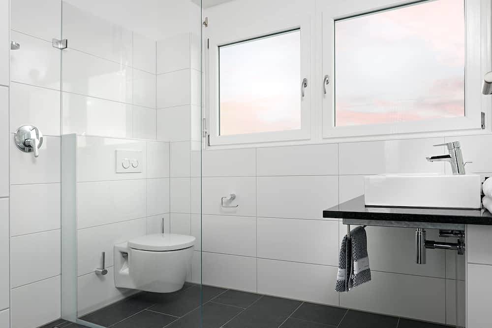 Apartamento inteiro, Superior double room with shower and Wc in Rheinfelden, Floresta Negra do Sul