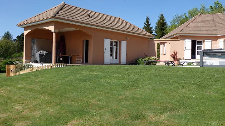 Chambre d’hôte pour 2 personnes, avec Terrasse ainsi que Jardin et Piscine