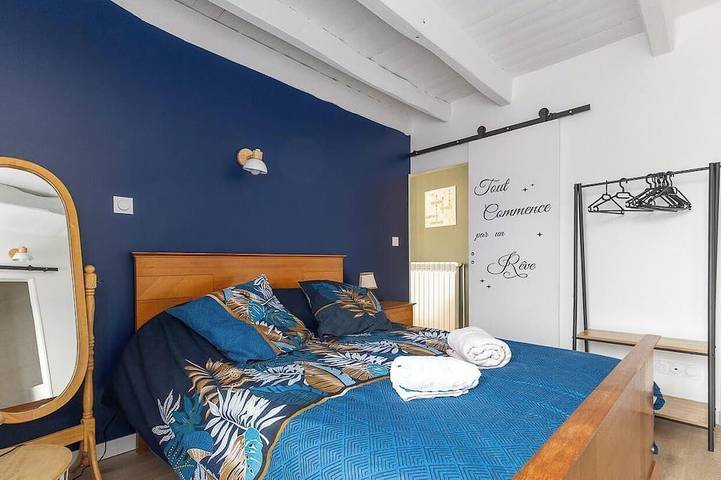 Location de vacances pour 6 personnes, avec jardin dans Apchat - 2