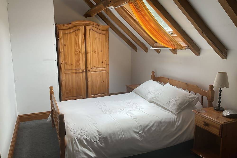 Cottage avec piscine extérieure, 8 personnes toutes avec salle de bains in Tortefontaine, Région de Montreuil