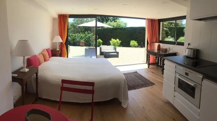 Apartamento de vacaciones para 2 personas, con vistas y jardín - 1