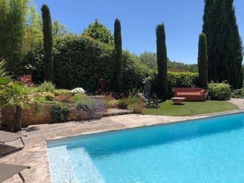 Appartement entier, Terrasse Des Ocres in Roussillon, Parc naturel régional du Luberon