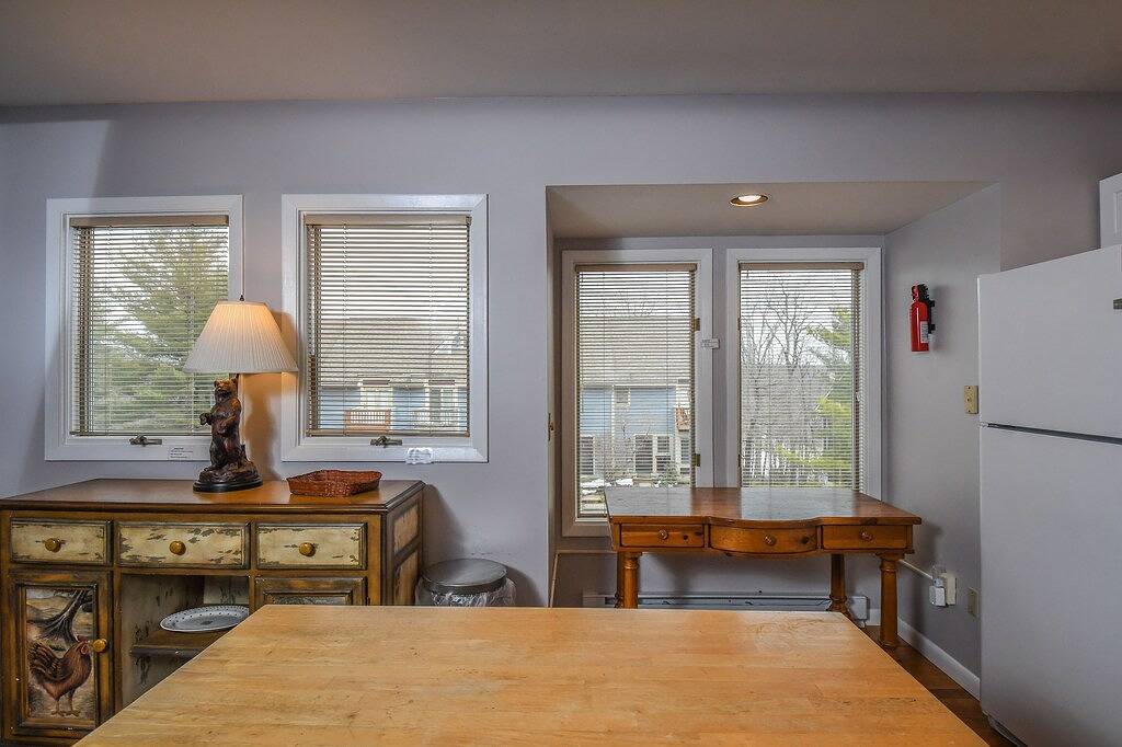 Ski In / Ski Out Stadthaus mit Zugang zum See und einem Whirlpool im Herzen von Dcl! in McHenry, Deep Creek Lake