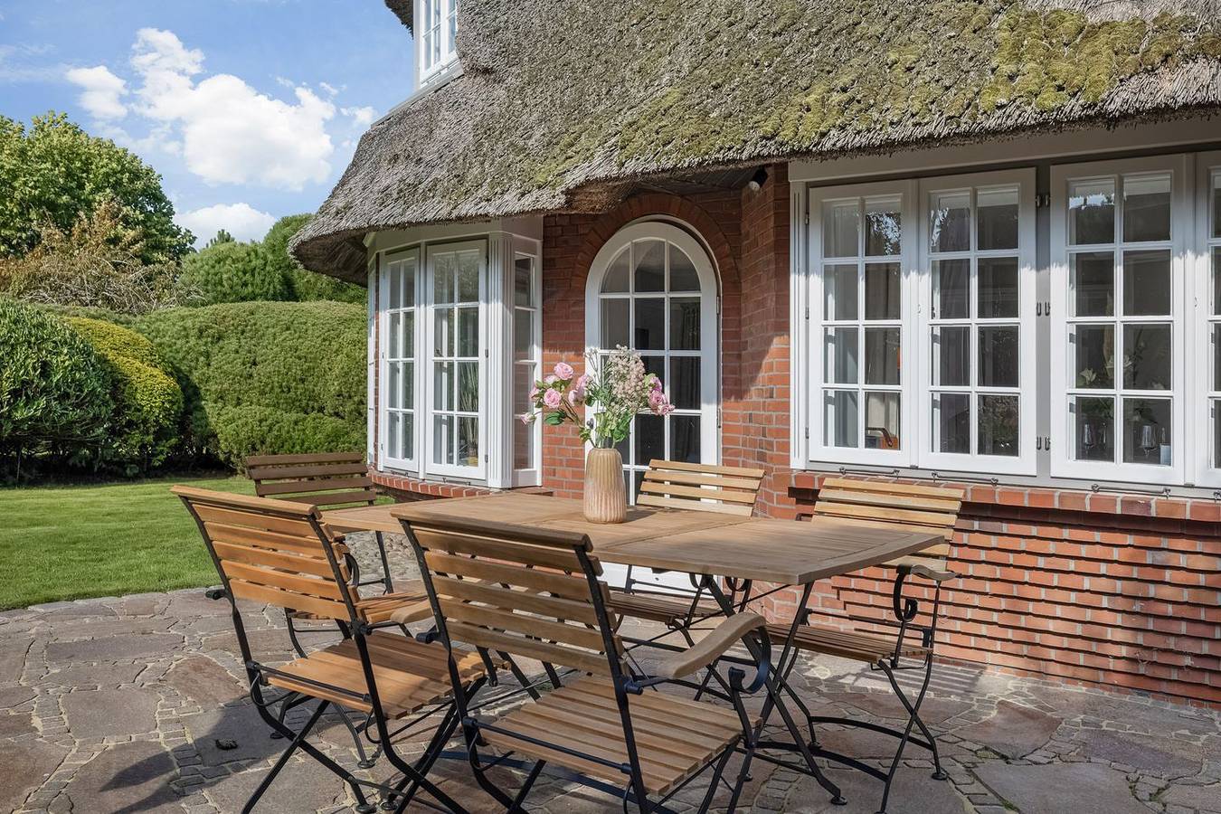 Exklusives 5 Sterne Reetdachhaus für 5 Pers. mit Sauna, Kamin, Garten, Pkw-Stellplatz. in Kampen (Sylt), Sylt