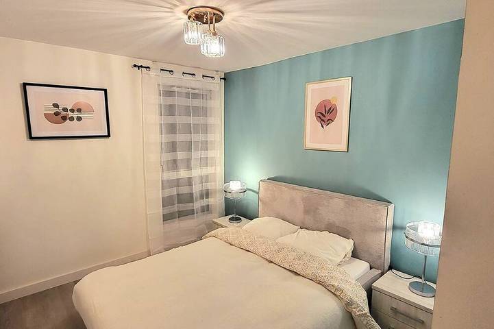 Entire apartment, Luxury Apartment in Lille, Lille region