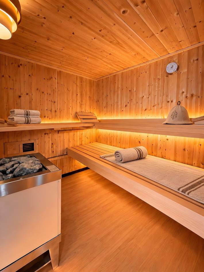 Ferienhaus für 21 Personen, mit Balkon und Whirlpool sowie Garten und Sauna in Lahn-Taunus - 3