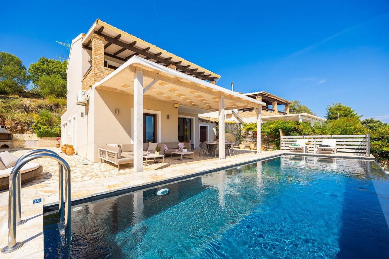 Villa pour 7 personnes avec terrasse in Corfou