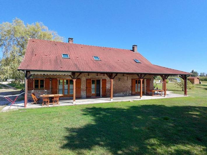 Hôtel pour 15 personnes, avec jardin ainsi que piscine et vue à Mervans - 3