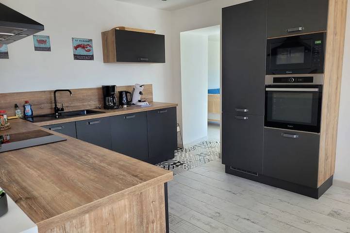 Maison de vacances pour 12 personnes, avec jardin ainsi que jacuzzi et terrasse, animaux acceptés - 1