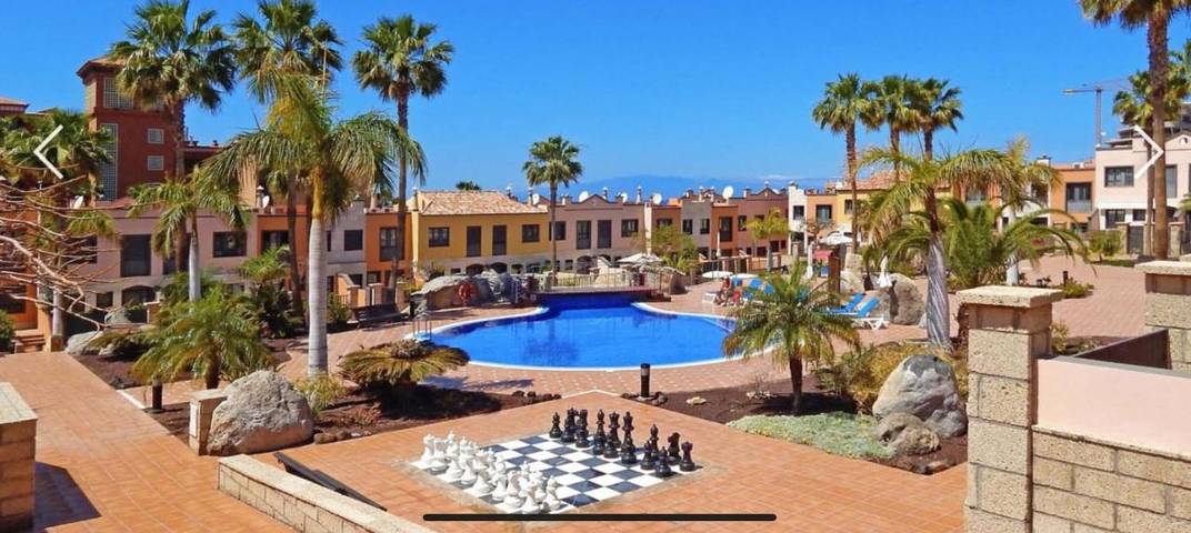 Vakantiehuis voor 8 personen, with tuin and zwembad as well as whirlpool, kindvriendelijk - 1