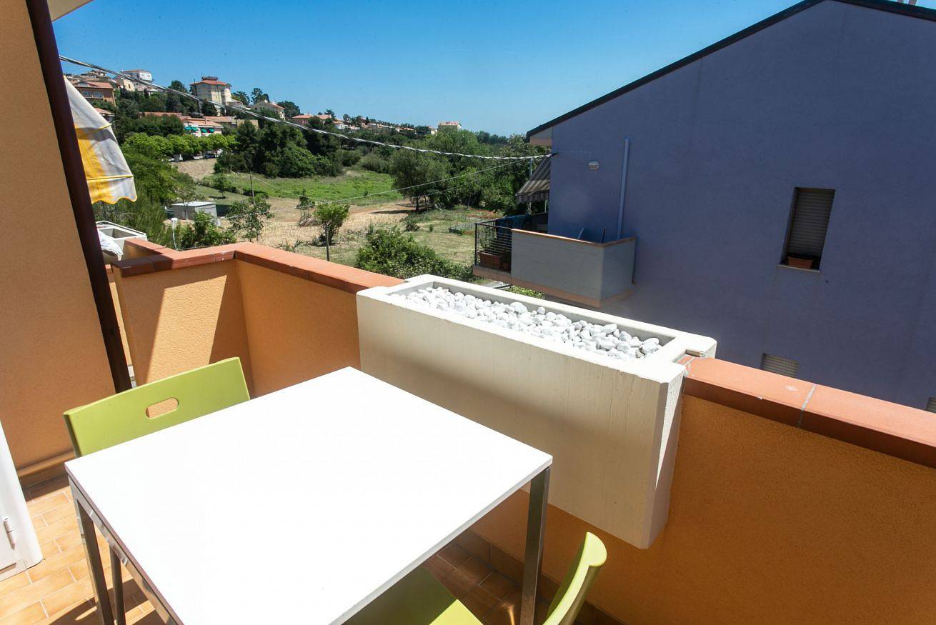 Appartement entier, S232 - Sirolo, delightful two-room apartment with terrace in Sirolo, Riviera del Conero