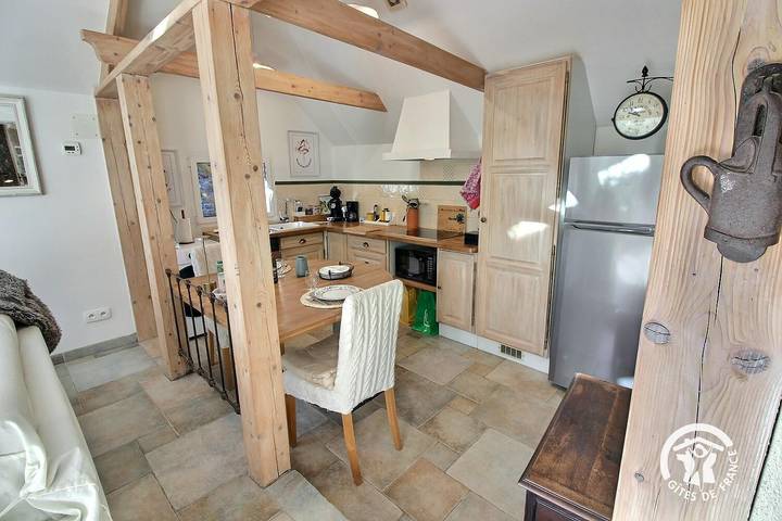 Gîte pour 2 personnes, avec Terrasse ainsi que Jardin et Vue à Plourivo - 3