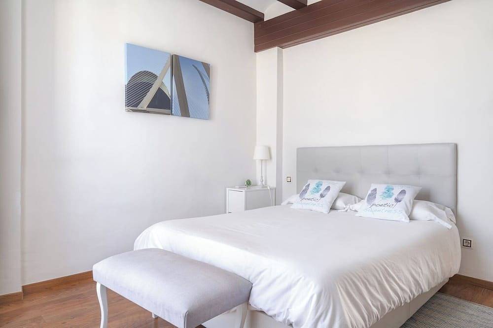 Ganze Wohnung, Low Flat Square Tossal in Valencia City Centre, Valencia