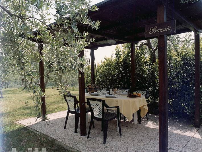 Location de vacances pour 4 personnes, avec balcon/terrasse et terrasse à Montespertoli