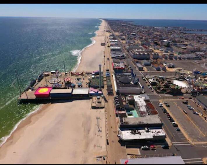 Vacation house for 8 people, with balcony in New Jersey