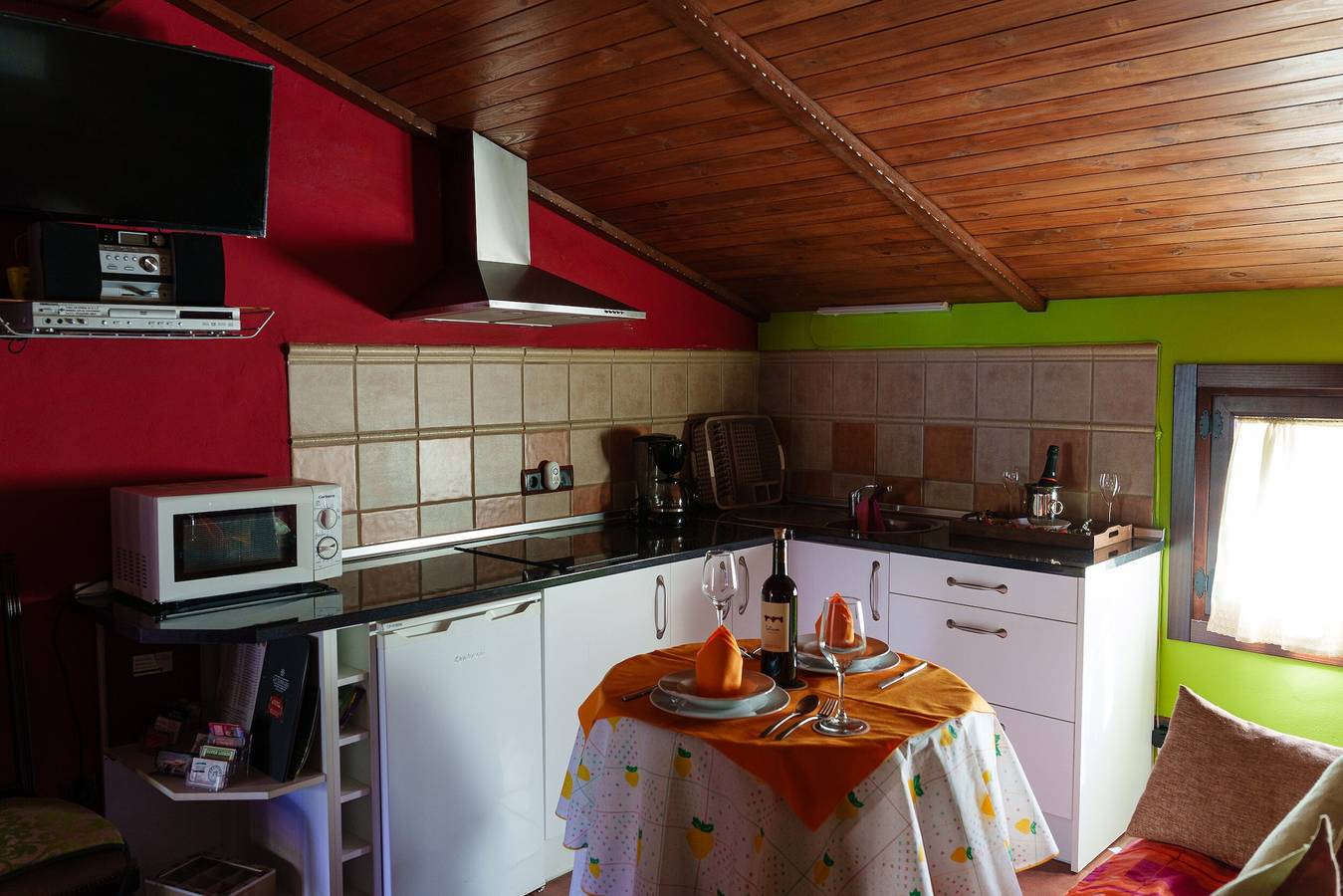 Appartement 'La Cabaña Del Llano' met Uitzicht op de Bergen, Wi-Fi en Airconditioning, foto 9