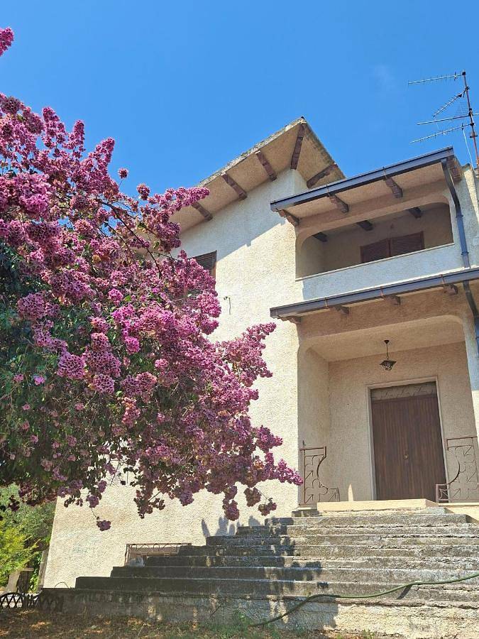 Location de vacances pour 4 personnes, avec jardin et vue à Mozzagrogna - 3