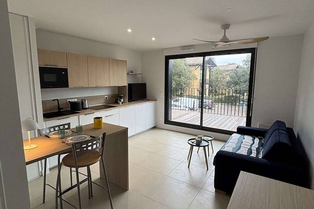Apartamento entero, New Apartment In Maubuisson - Comfort and lake close by, ideal for 2 people in Maubuisson, Carcans