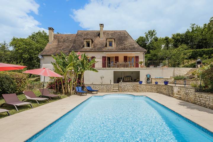 Gîte pour 8 personnes, avec piscine