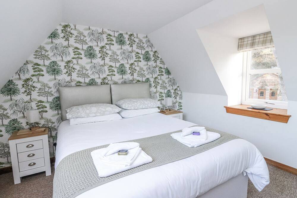 Deskford Cottage, family friendly, country holiday cottage in Nairn in Nairn, Highlands