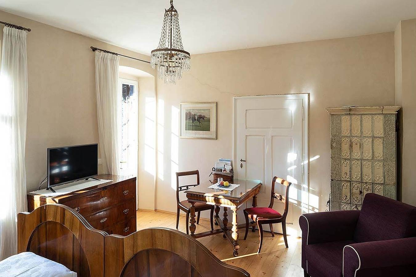 Ganze Wohnung, Ferienwohnung 'Villa Bergmann Moeser Suite' mit Gemeinschaftsgarten, Balkon und Wlan in Meran, Texelgruppe