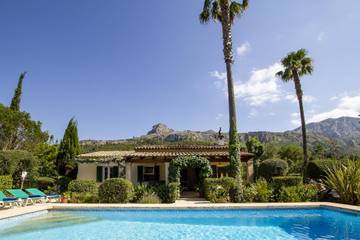 Villa in Torrent de la Vall d'en Marc, Pollença für 6 