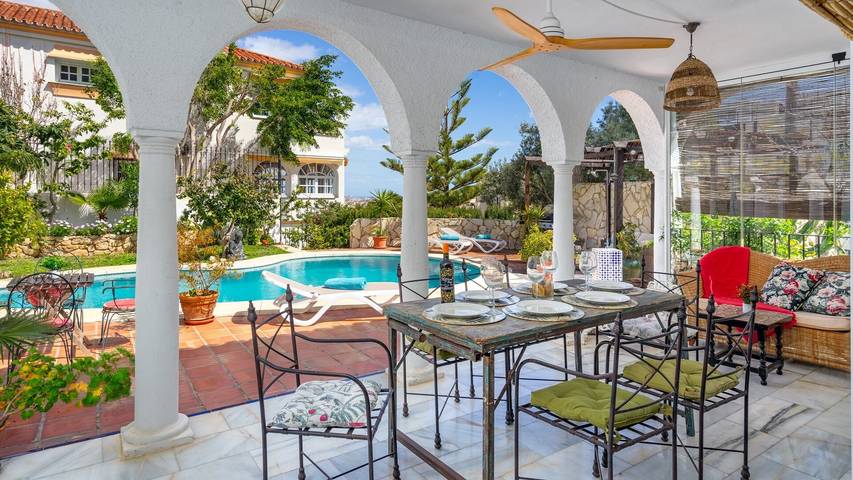 Villa voor 6 personen, with uitzicht op zee and tuin as well as zwembad, met huisdier in Mijas Costa