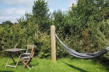 Log Cabin for 2 People in Cornwall, South West England, Photo 4