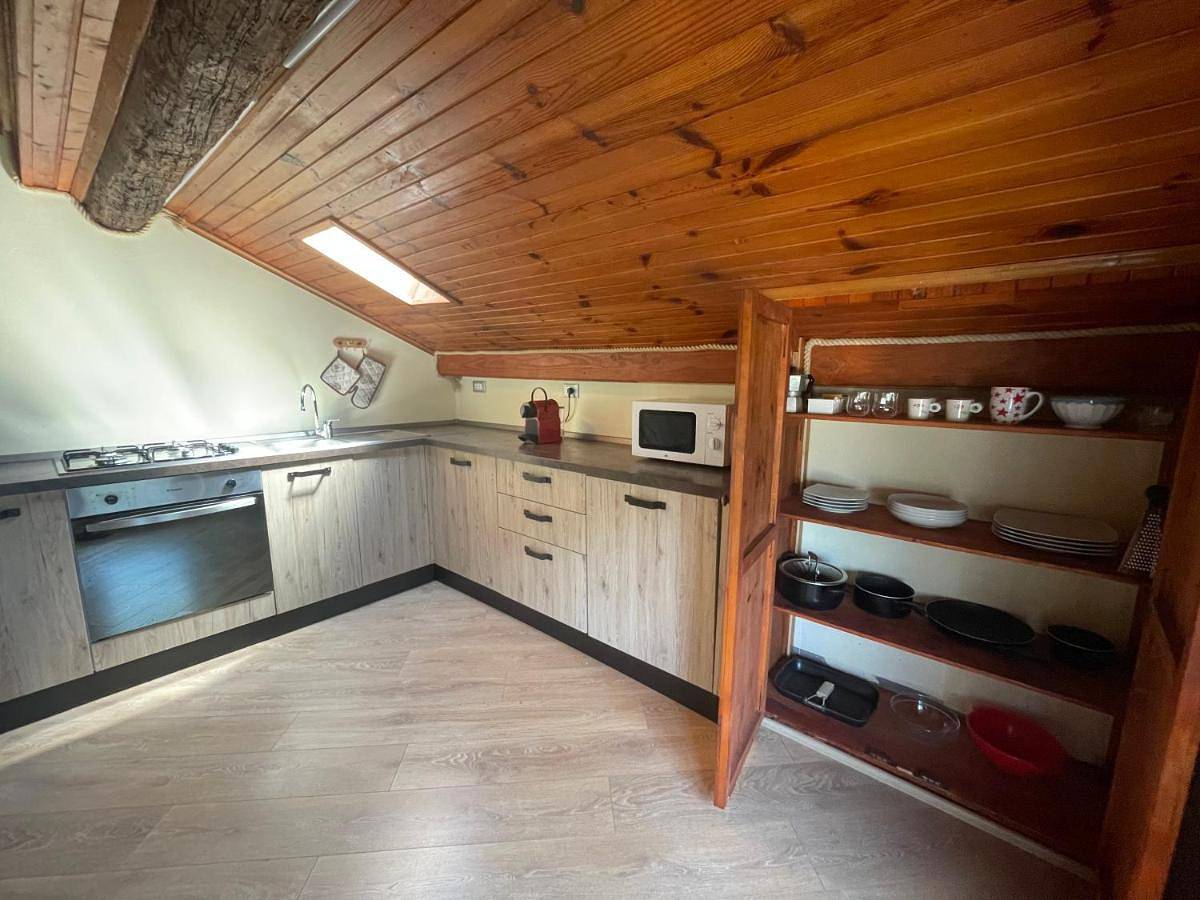 Appartement entier, Casa Vacanze La Vite in Roncobello, Province de Bergame