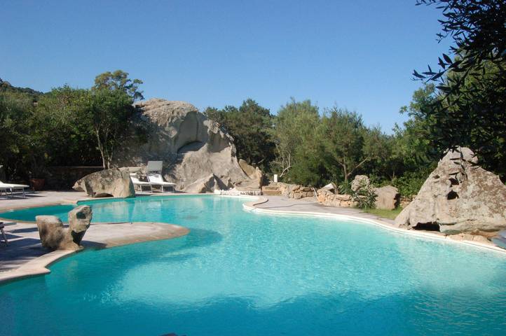 Villa per 4 persone, con terrazza e piscina in Porto Rotondo