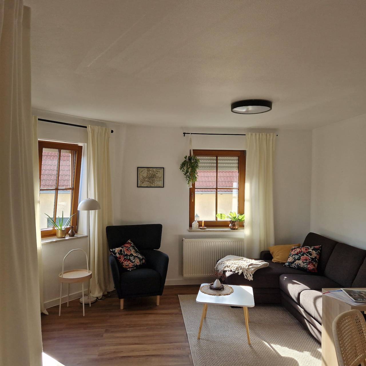 Ganze Ferienwohnung, Fewo mit Balkon in ruhiger Lage in Naumburg, Saale-Unstrut