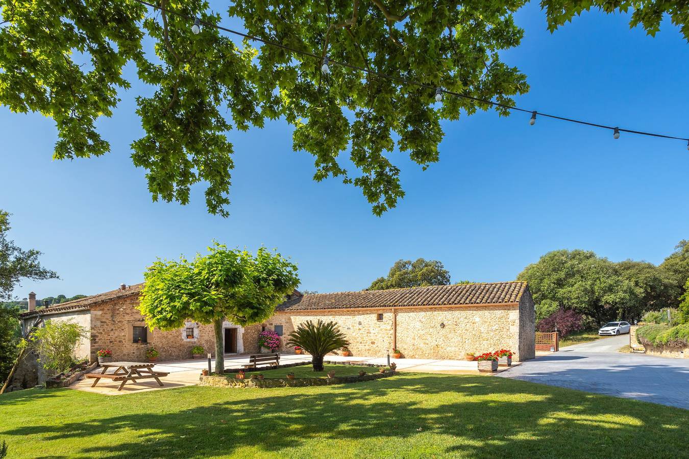 Ferienhaus 'Mas' mit Bergblick, Wi-Fi und Klimaanlage in Fontcoberta, Pla de l'Estany