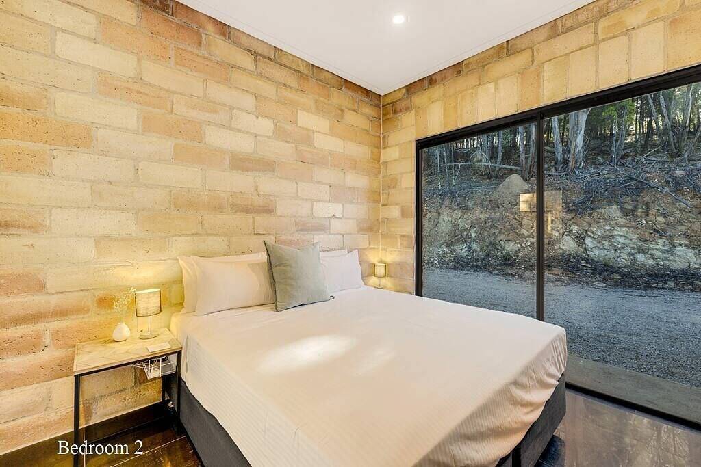 Tyalla Lodge Unique Luxe Design in the Mountains in Mudgee, Mid-Western Regional Council