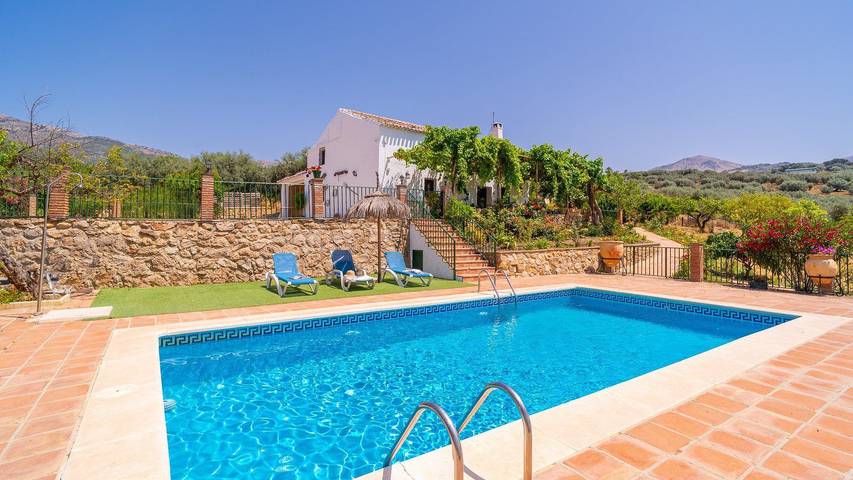 Chalet para 12 personas, con balcón/terraza y piscina - 1
