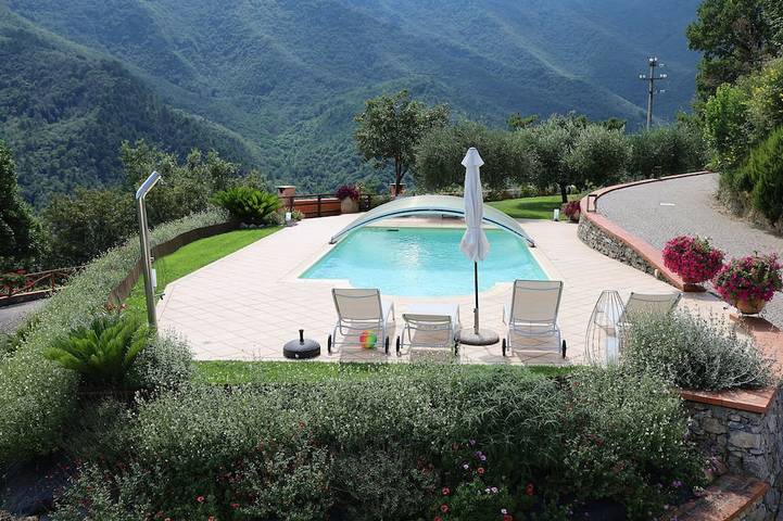 Cottage con giardino e piscina riscaldata in Rialto, Alpi Liguri