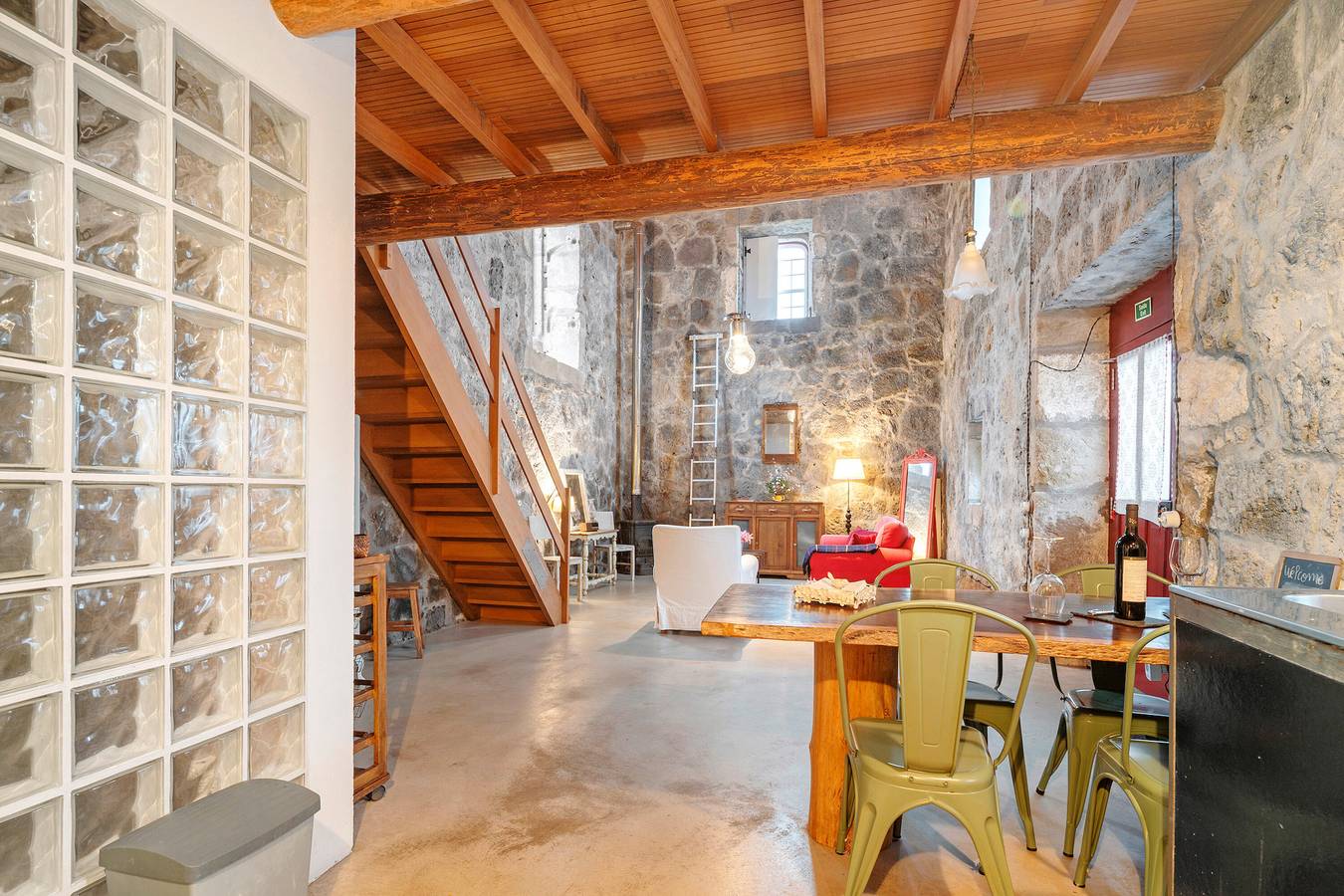 Ferienhaus 'Serreta Island Home 2 Loft' mit Meerblick, privatem Garten und Wlan in Serreta, Terceira (Azoren)