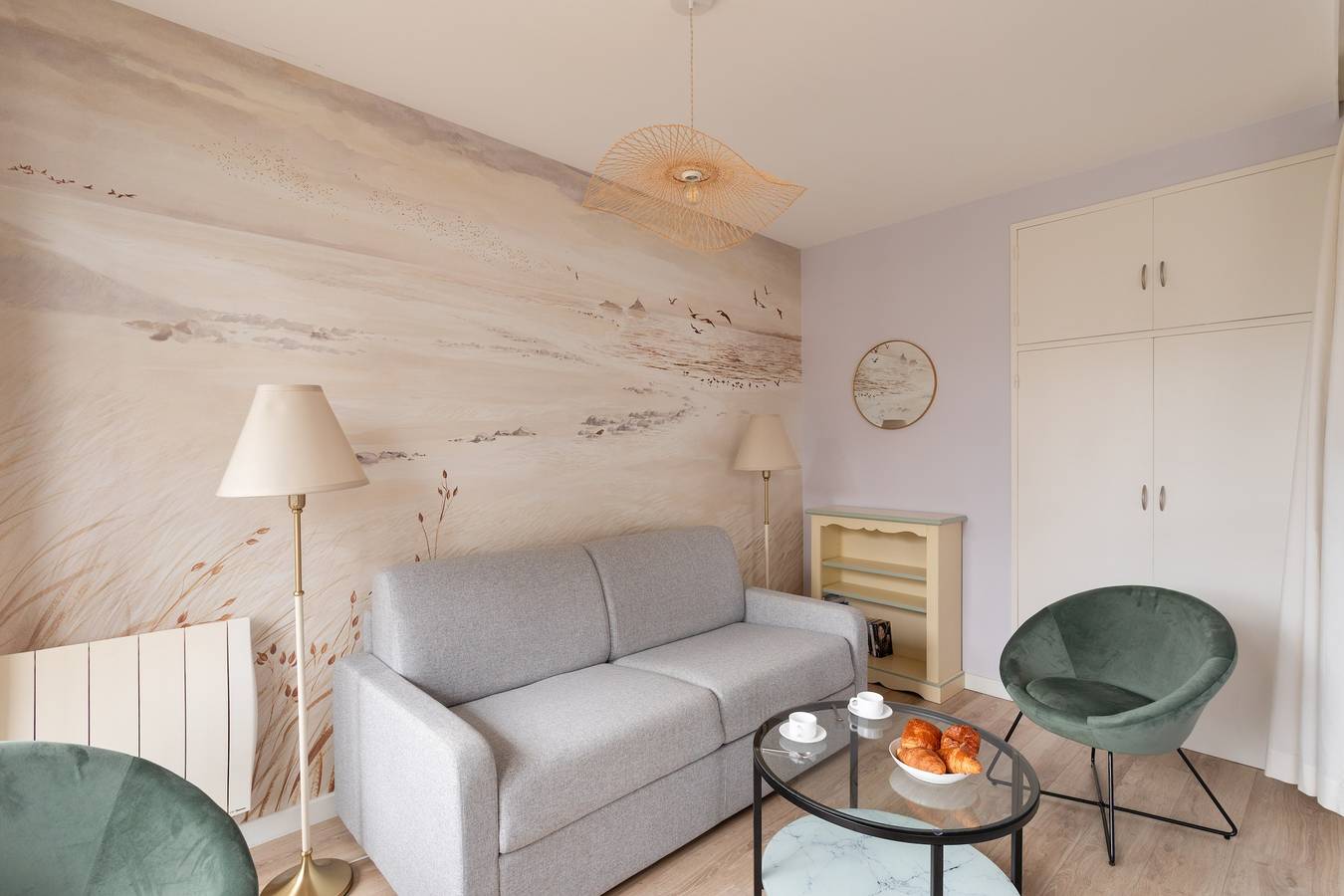 Appartement entier, Le Doux Rivage - 100 m de la plage in Saint-Énogat, Dinard