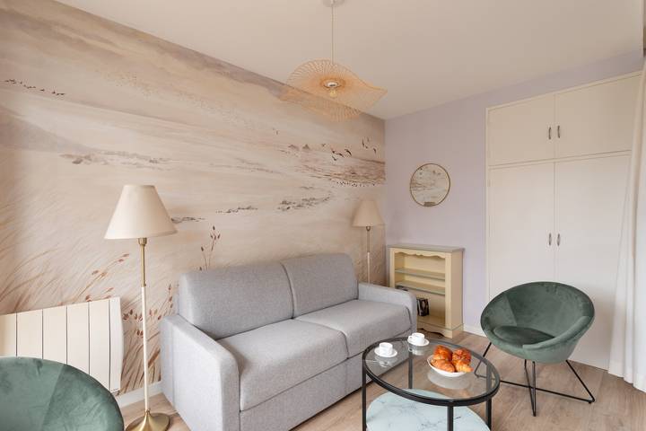 Gîte pour 4 personnes, avec balcon dans Saint-Énogat - 2