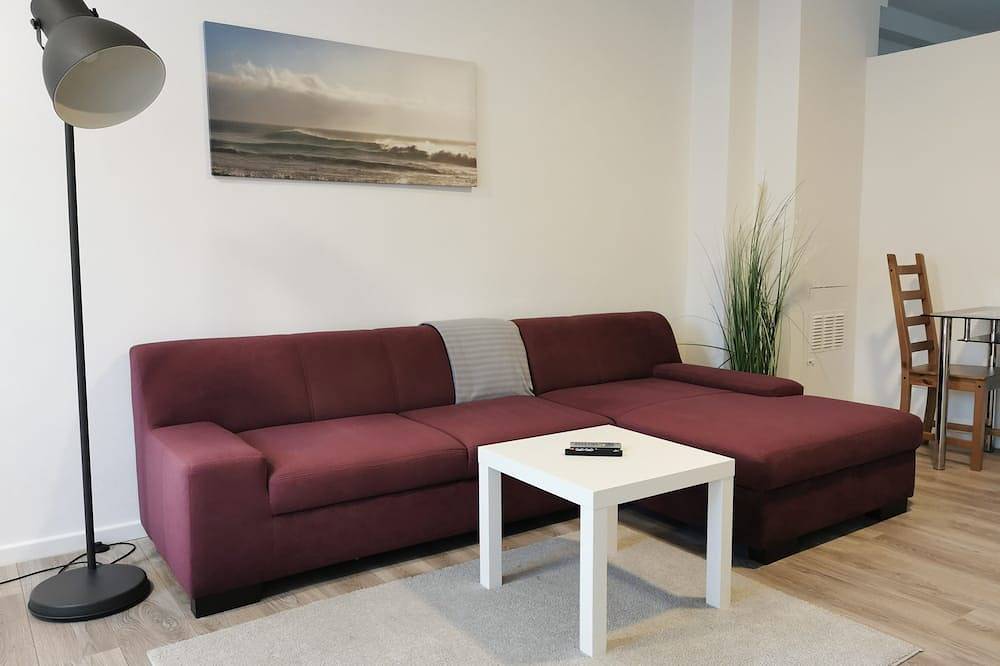 Ganze Wohnung, P2 schönes Apartment in Fuldatal in Fuldatal, Hessisches Bergland