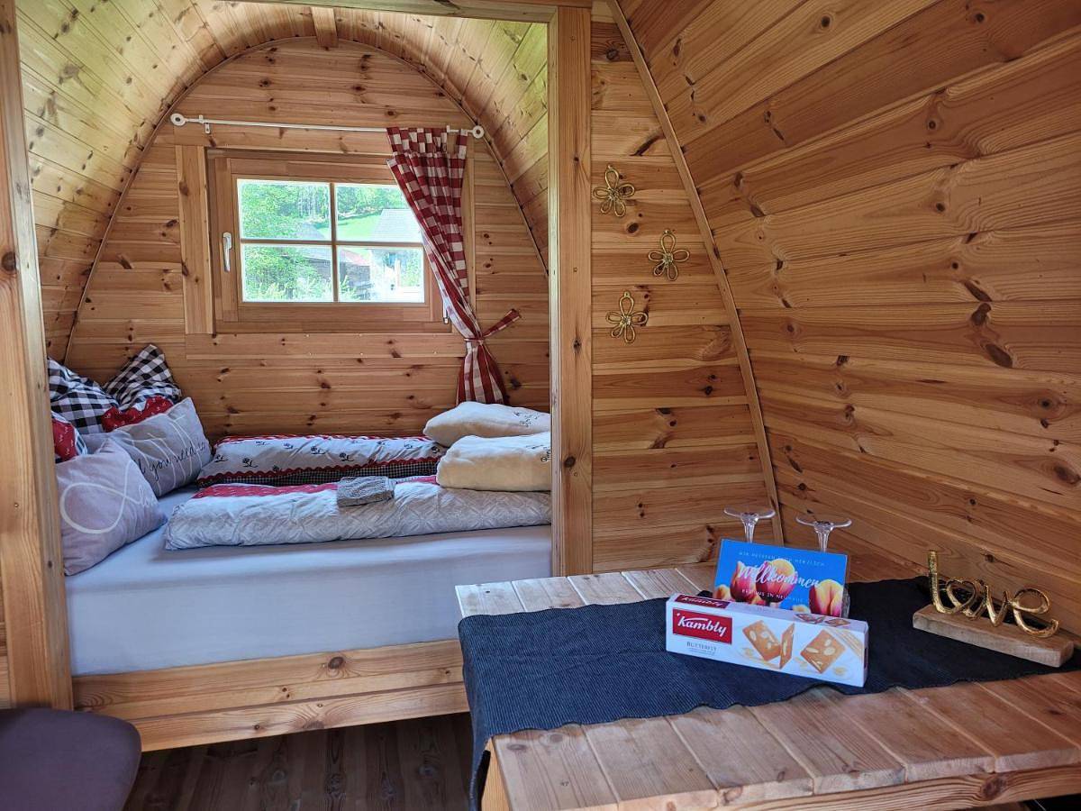 Romantischer Pod - Gegen Aufpreis mit Hot Tub - Whirlpool & Sauna in Hohenberg an der Eger, Powiat Wunsiedel im Fichtelgebirge