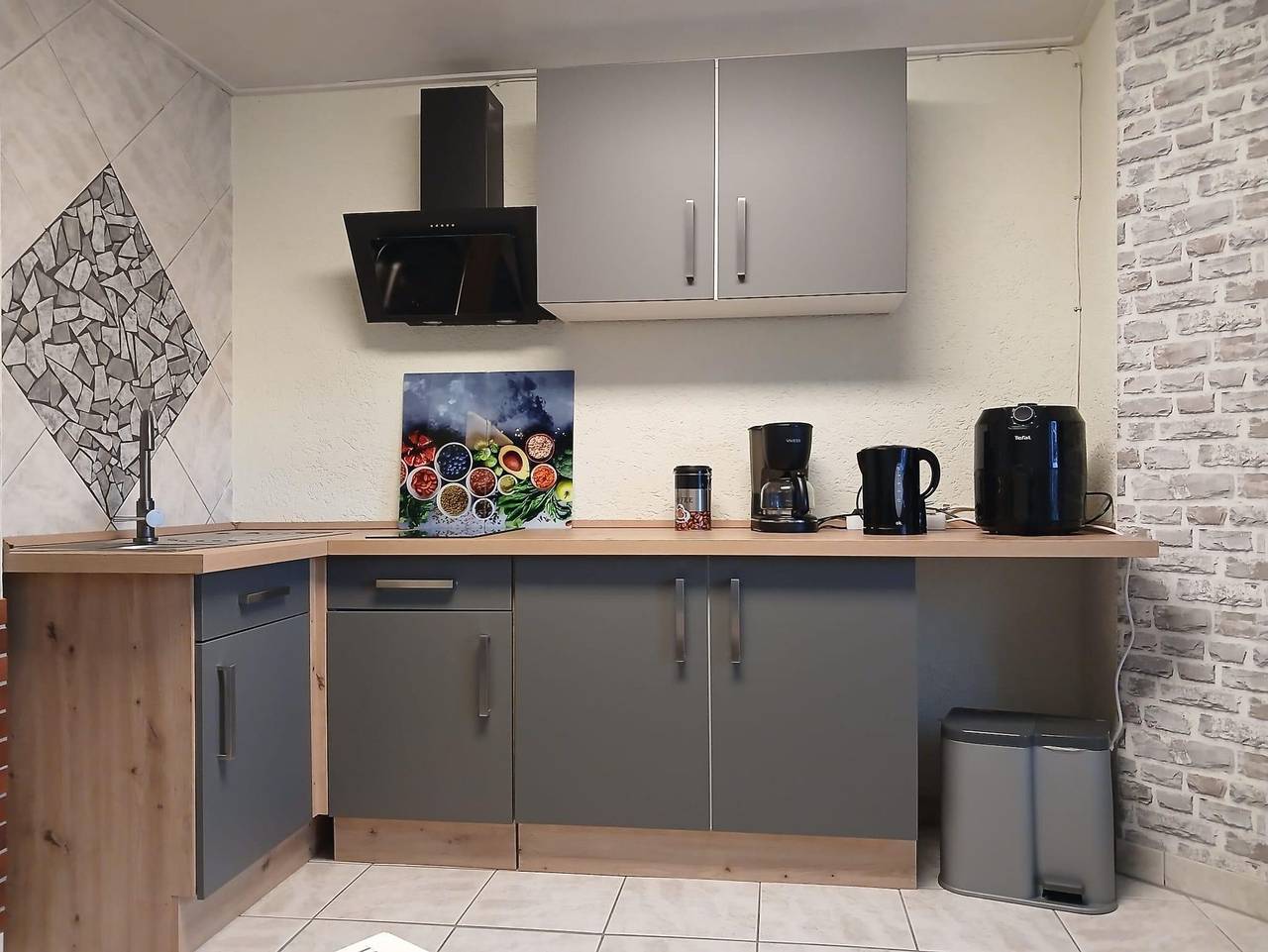 Ganze Ferienwohnung, Ferienwohnung Wiesengrund - Appartement/Fewo, Dusche und Bad, Wc, 1 Schlafraum in Thalhausen, Rheinland-Pfalz