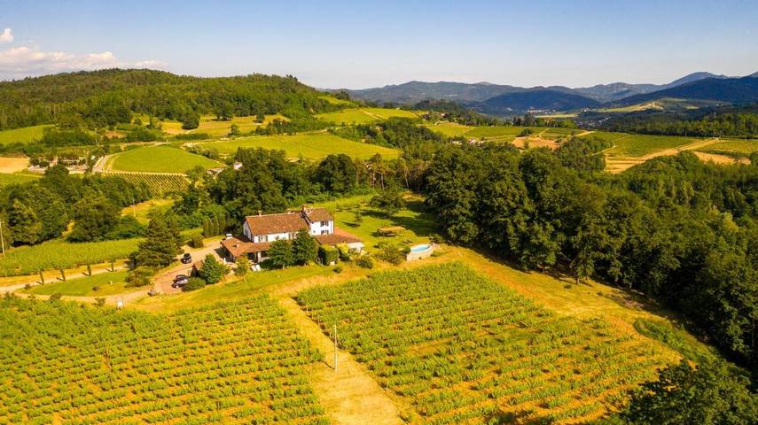 Agriturismo per 2 persone, con Terrazza e Giardino nonché Panorama a Gavi