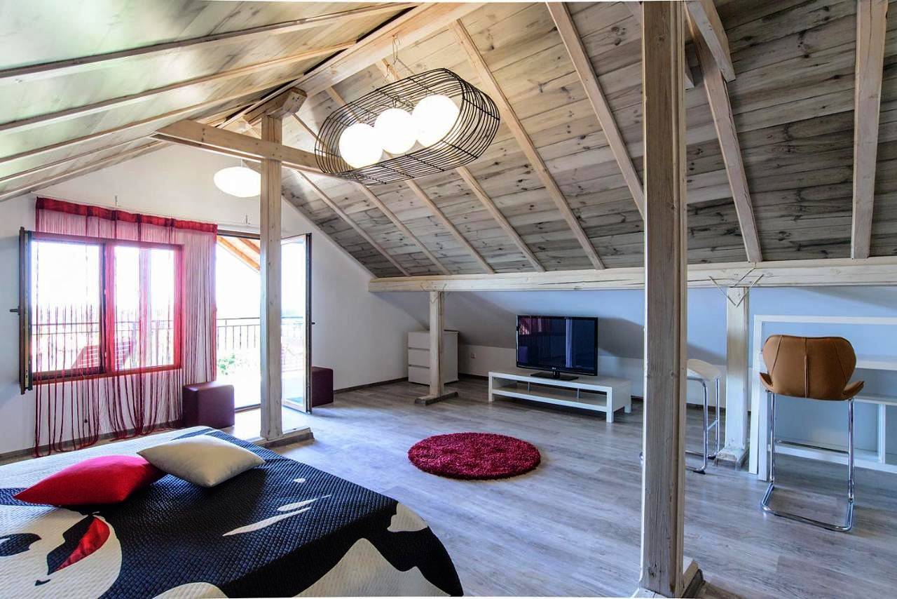 Deluxe Villa in Fichoza, Warna