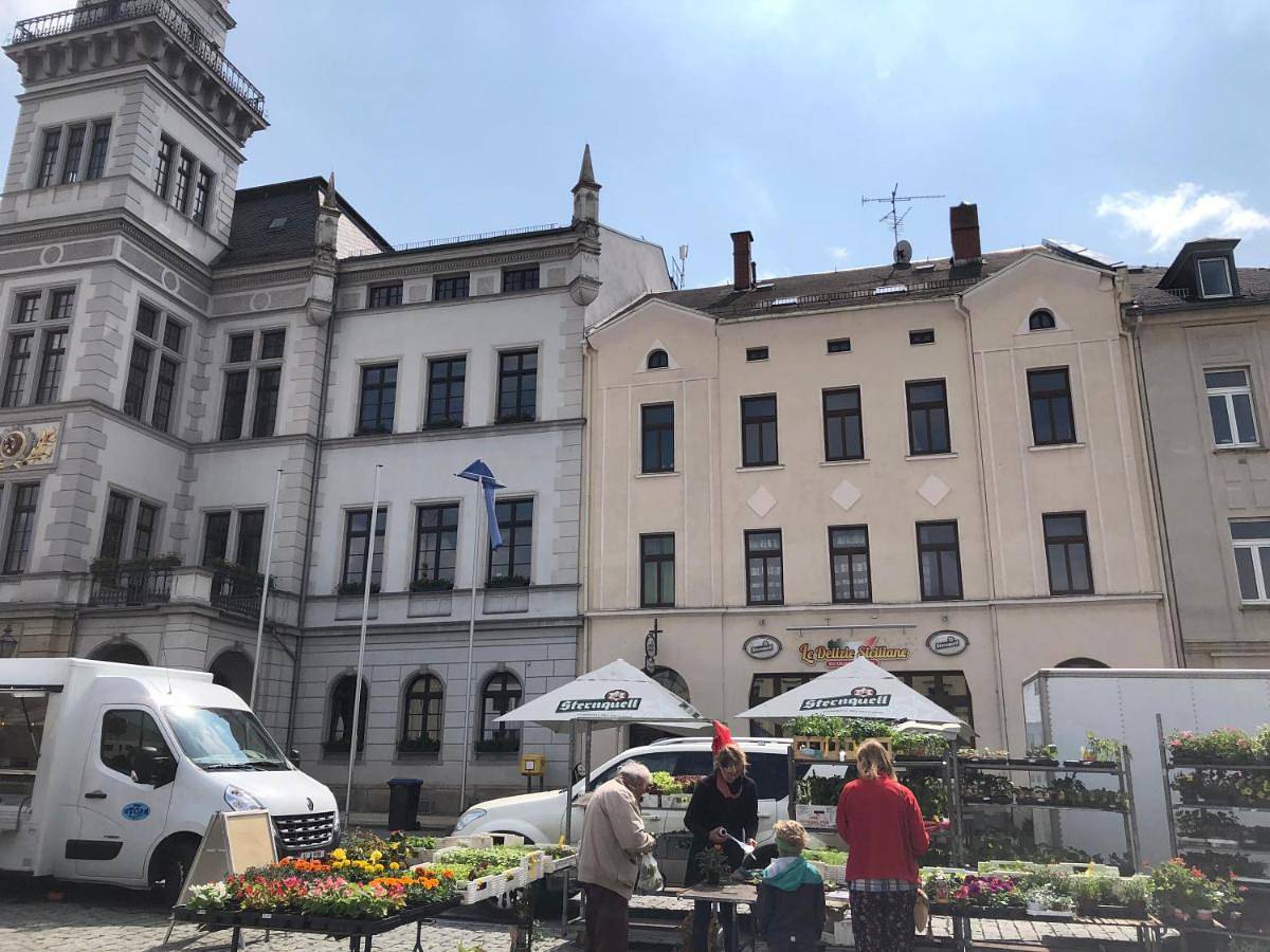 Ganze Wohnung, Kleinzimmer am Markt in Oelsnitz, Oelsnitz - Vogtland & Umgebung