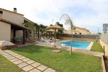 Villa für 14 Personen in Deltebre, Tarragona Provinz, Bild 4