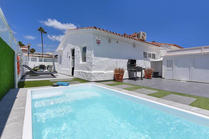 Villa per 4 persone, con Terrazza e Giardino nonché Piscina in Playa del Ingles