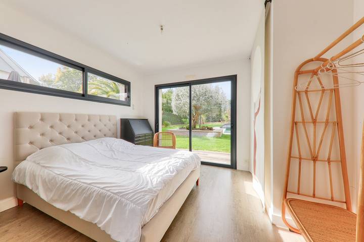 Maison avec piscine pour dix personnes in Saint-Armel, Côte des Mégalithes