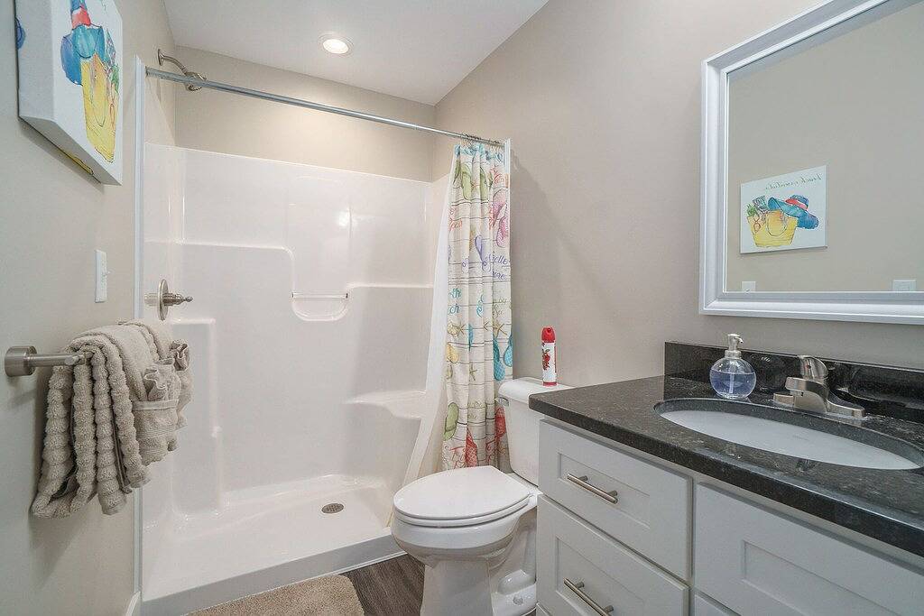 Ganze Wohnung, Downtown Waterview Condo at Edgewater in Manistee, Manistee County